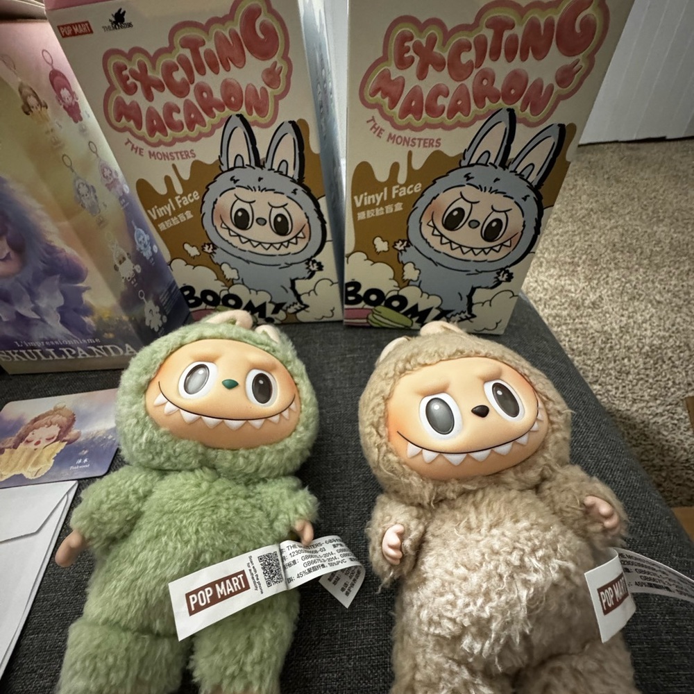 Exciting Macaron: Green Grape & Toffee